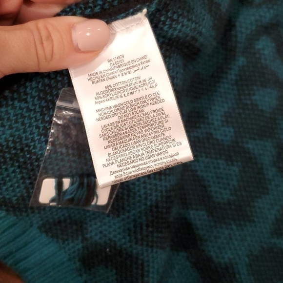 NWOT BCBGeneration cardigan sweater - Picture 10 of 11